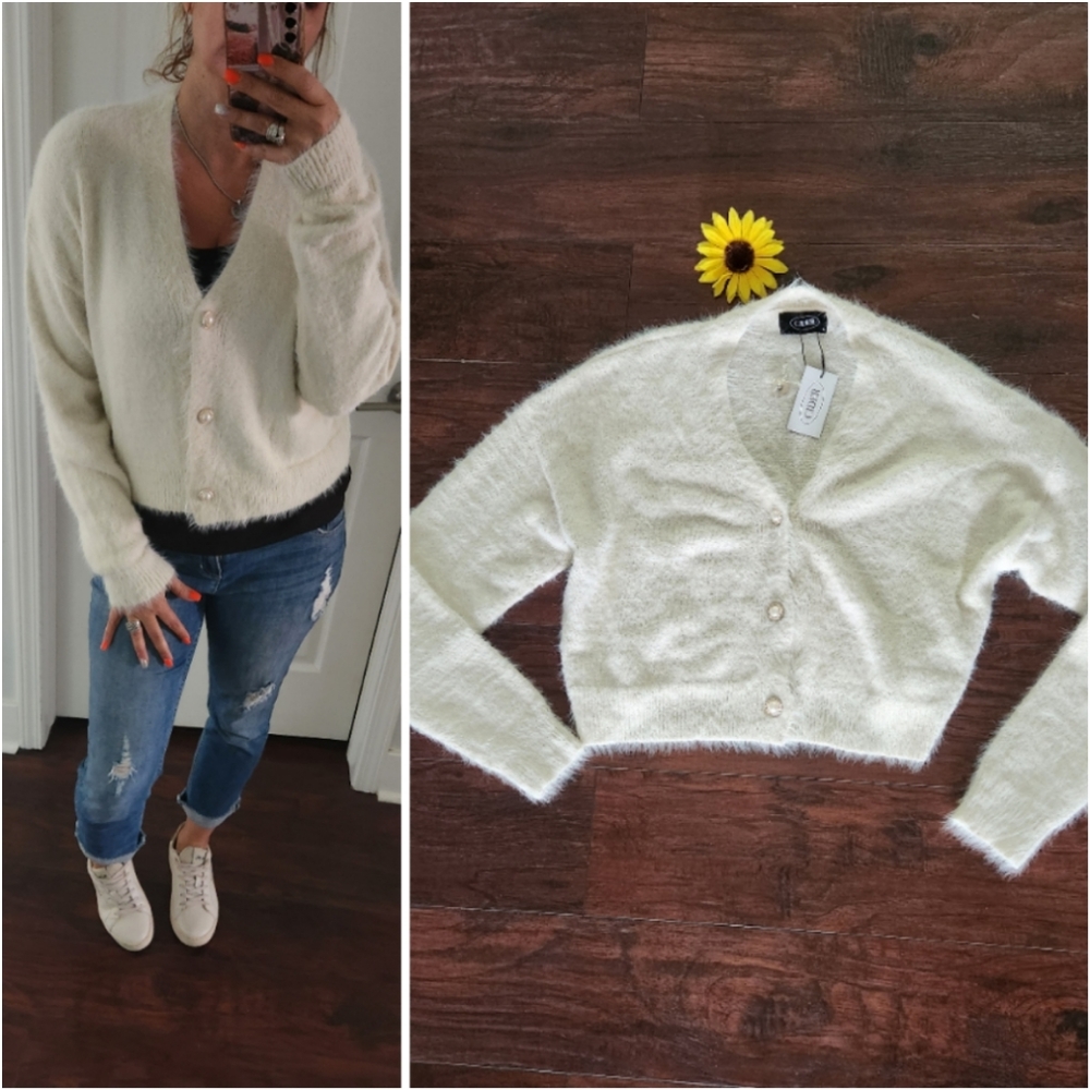 NWT*CIDER BUTTONS CARDIGAN